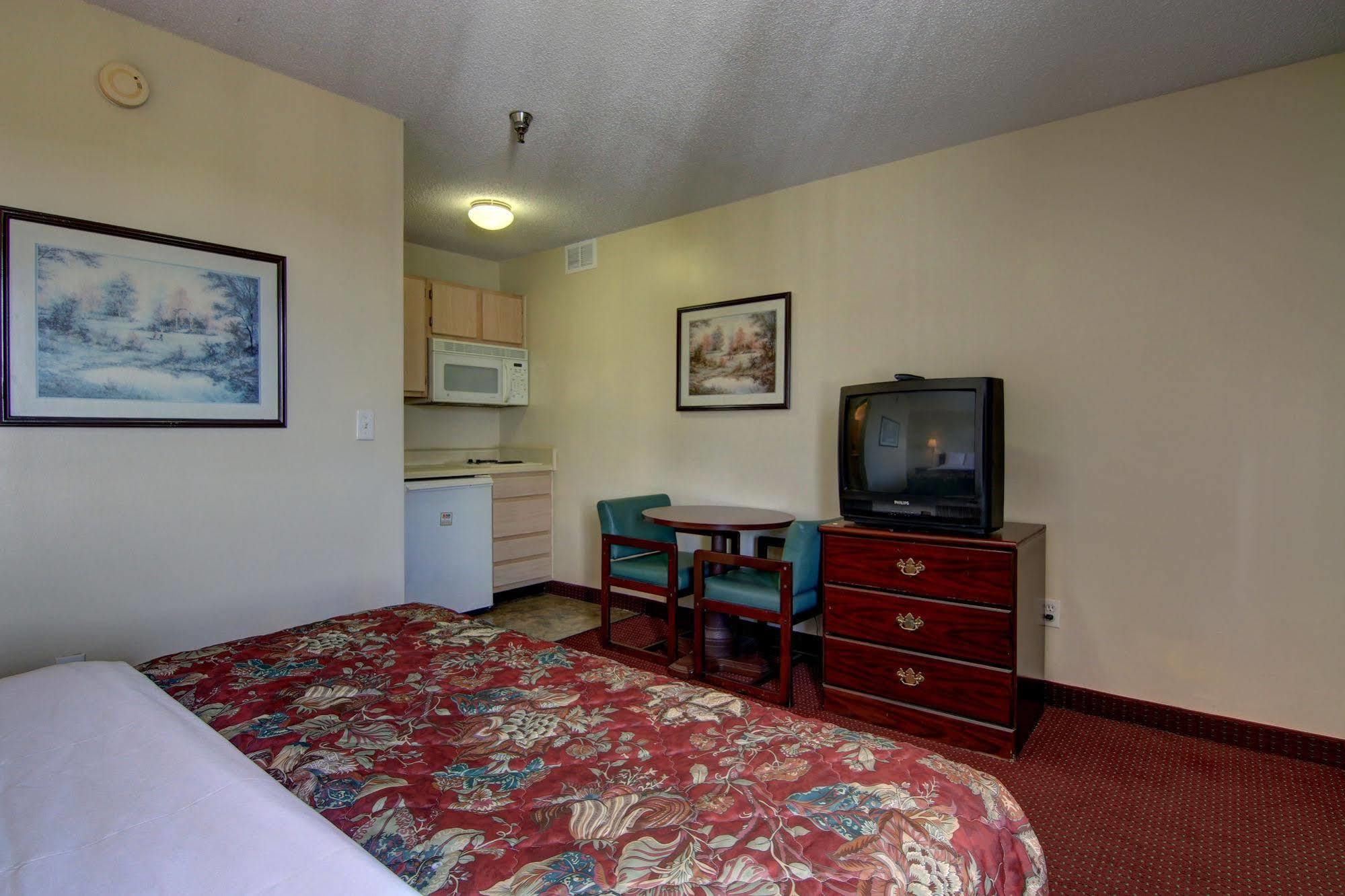 Intown Suites Extended Stay Atlanta Ga - スワニー エクステリア 写真